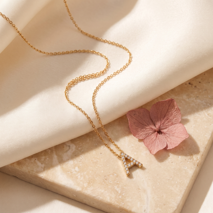 Iniziale Pave Initial Necklace - Rose & Giovanni