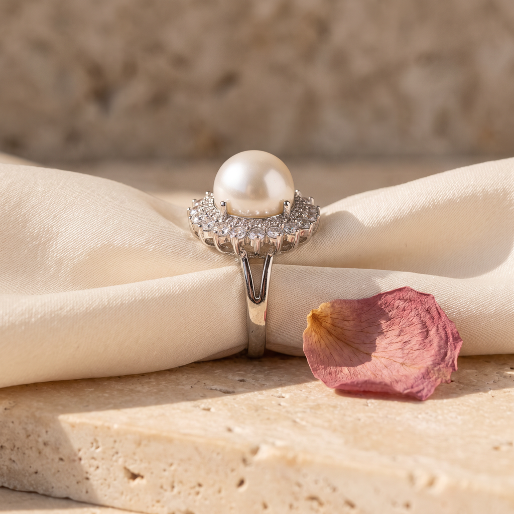 Perla Cocktail Ring - Rose & Giovanni