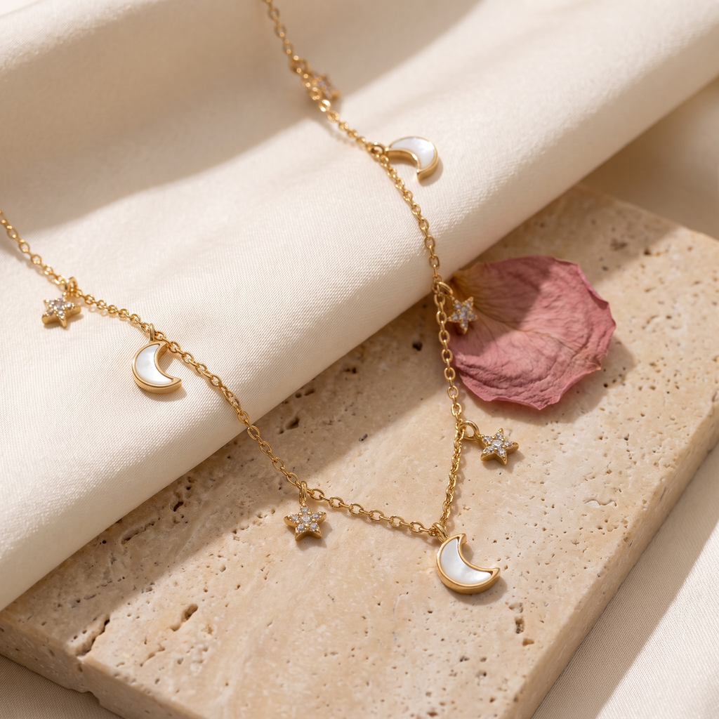 Notte Moon & Star Necklace - Rose & Giovanni
