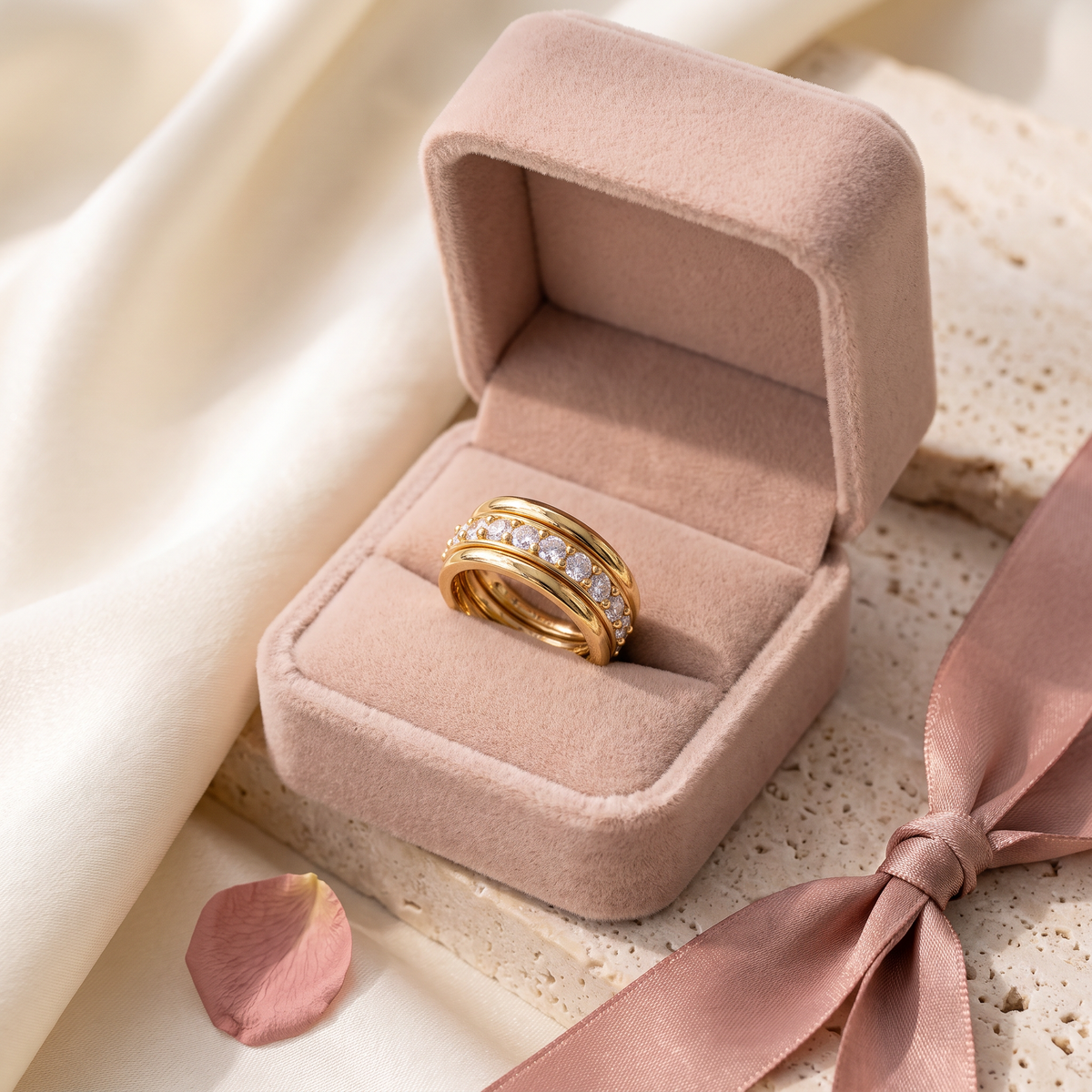 Aurora Eternal Ring Set - gift box - Rose & Giovanni