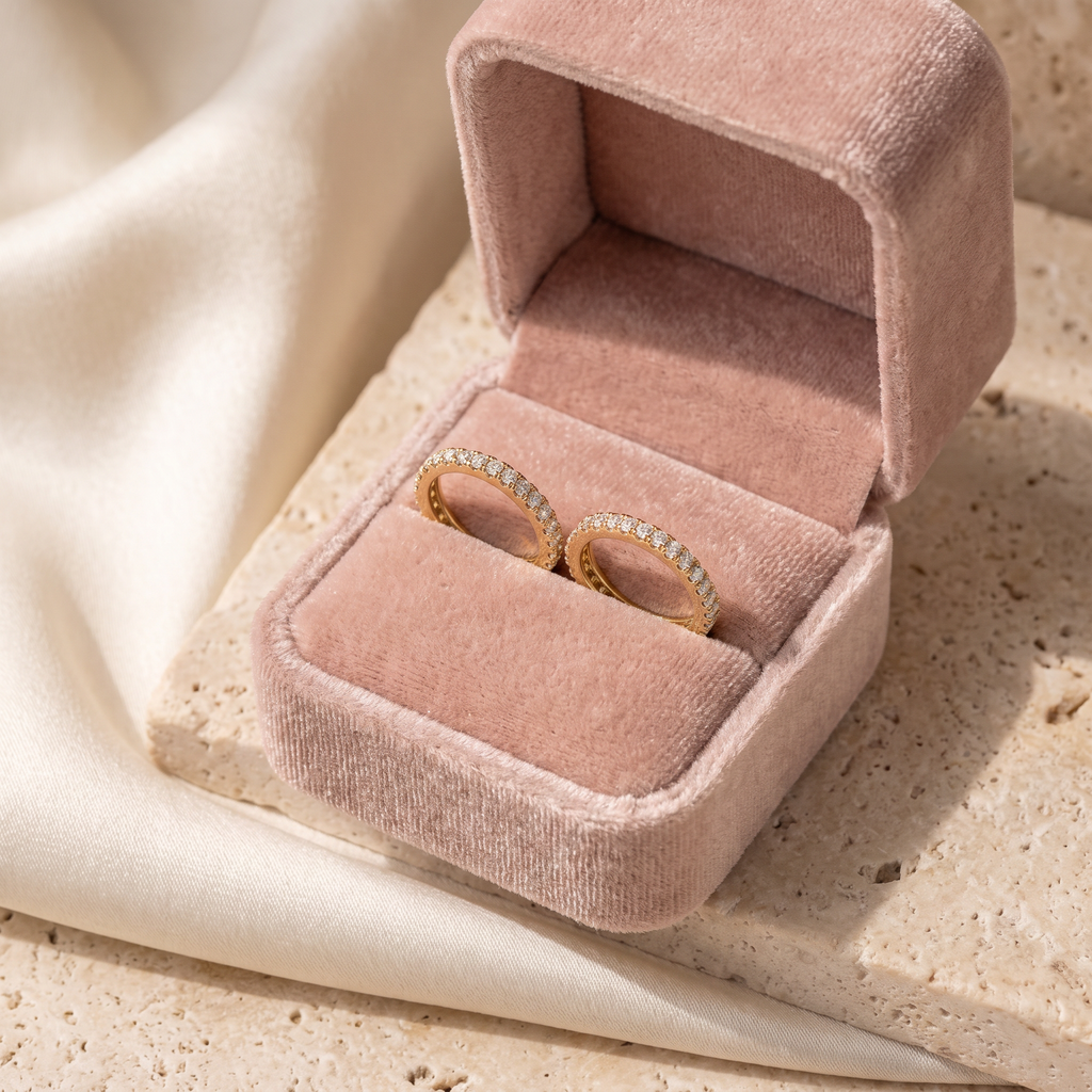 Eterna Pave Band - gift box - Rose & Giovanni