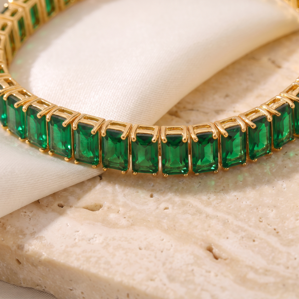 Smeralda Luxe Bracelet - detail - Rose & Giovanni