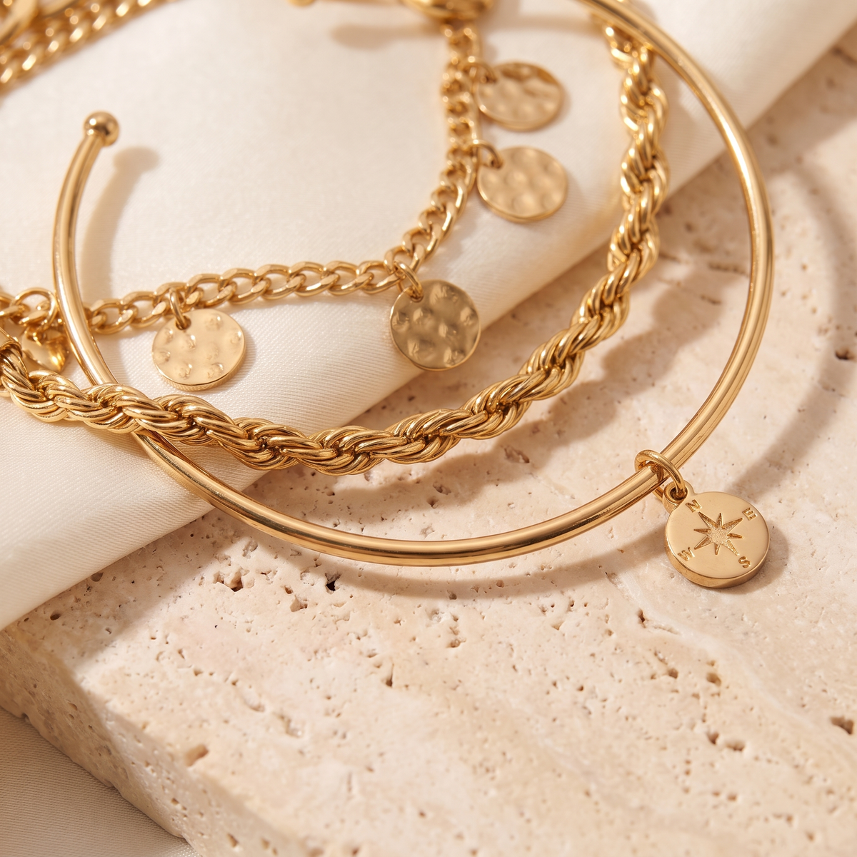 Vernazza Bracelet Set - detail - Rose & Giovanni