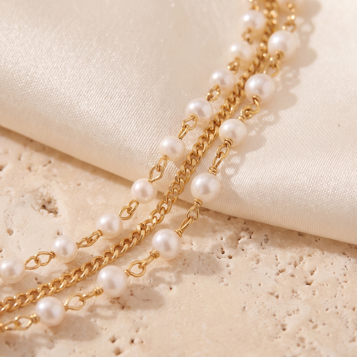 Perla Bracelet Set - detail - Rose & Giovanni