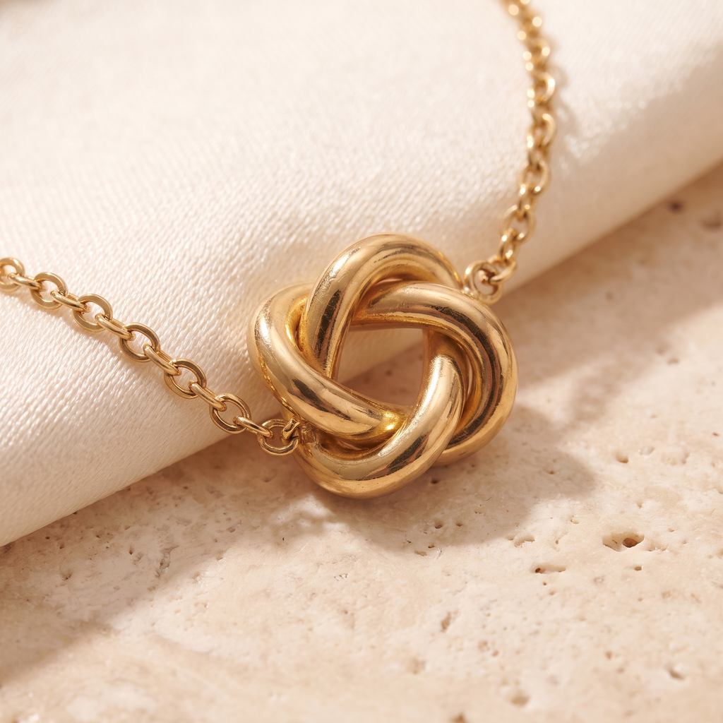 Nodo Forever Knot Bracelet - detail - Rose & Giovanni