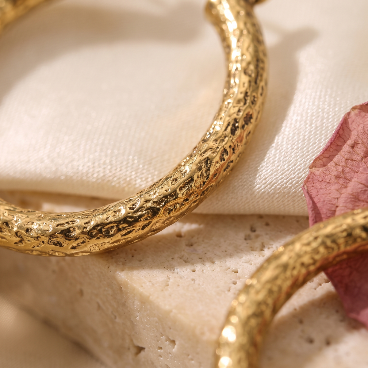 Antica Hoop Earrings - detail - Rose & Giovanni