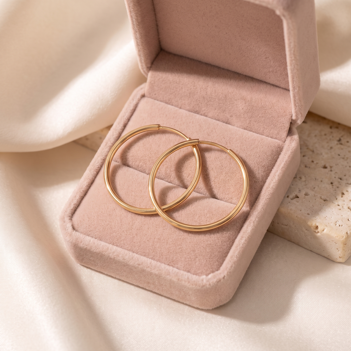 Essenziale Thin Hoops - gift box - Rose & Giovanni