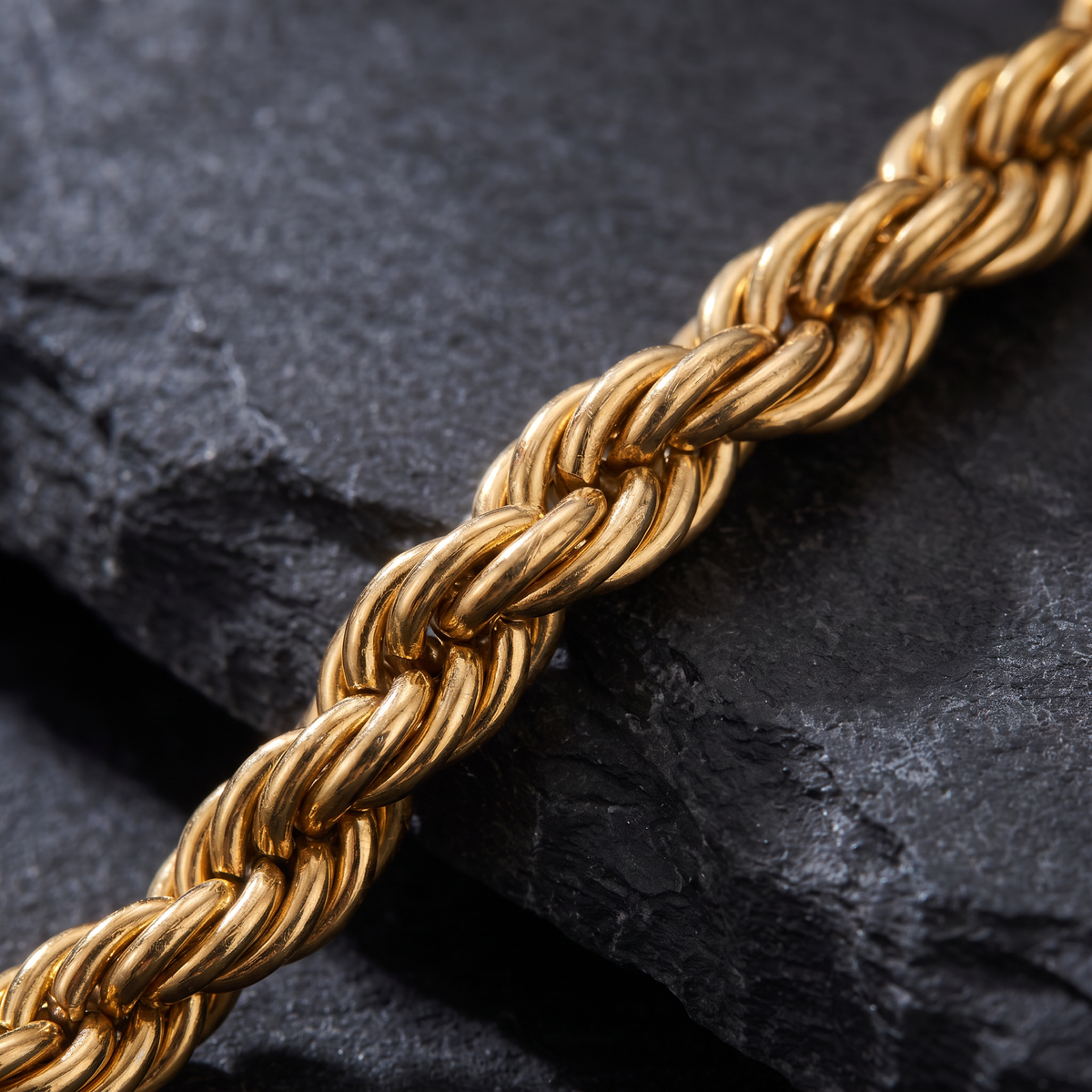 Giovanni Rope Chain - detail - Rose & Giovanni