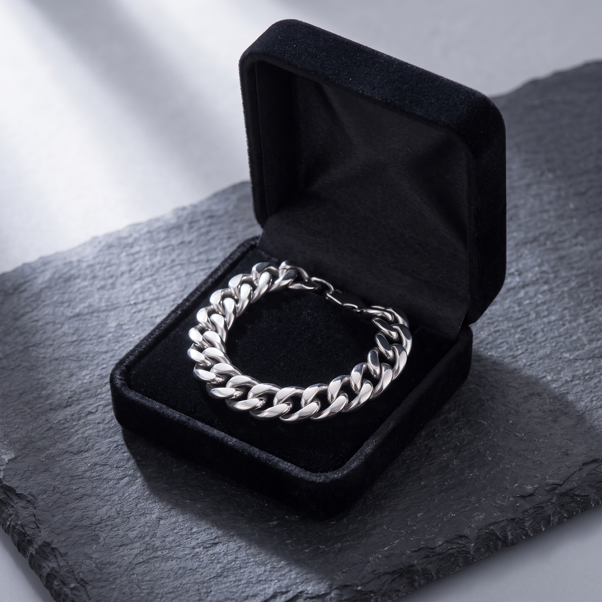 Giovanni Cuban Bracelet - gift box - Rose & Giovanni