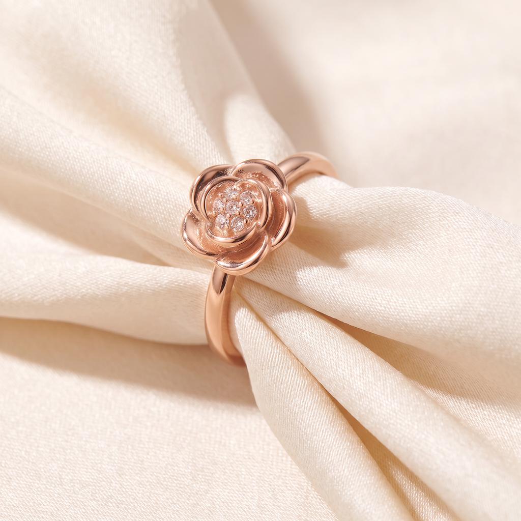Rosa Blossom Ring - detail - Rose & Giovanni