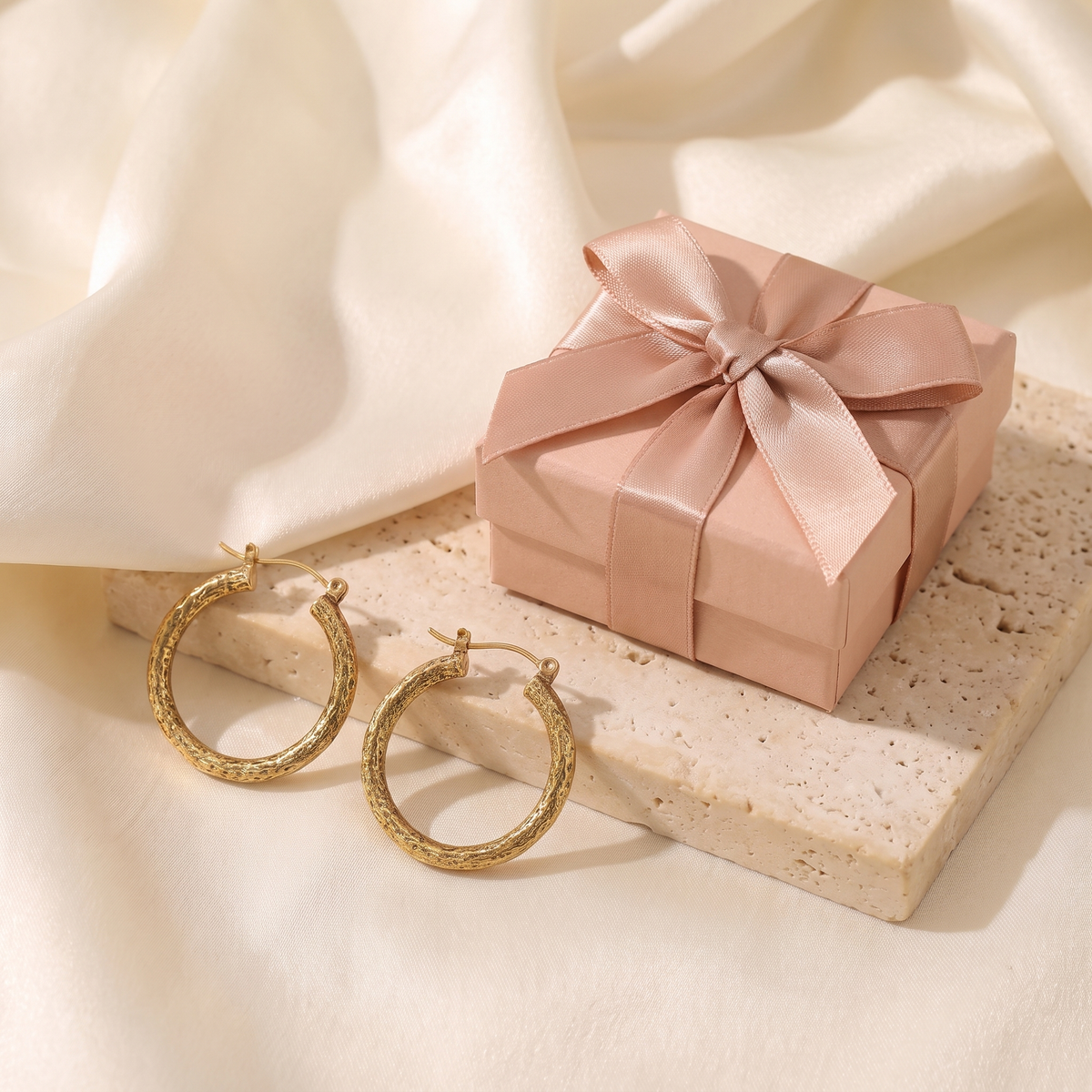 Antica Hoop Earrings - gift box - Rose & Giovanni