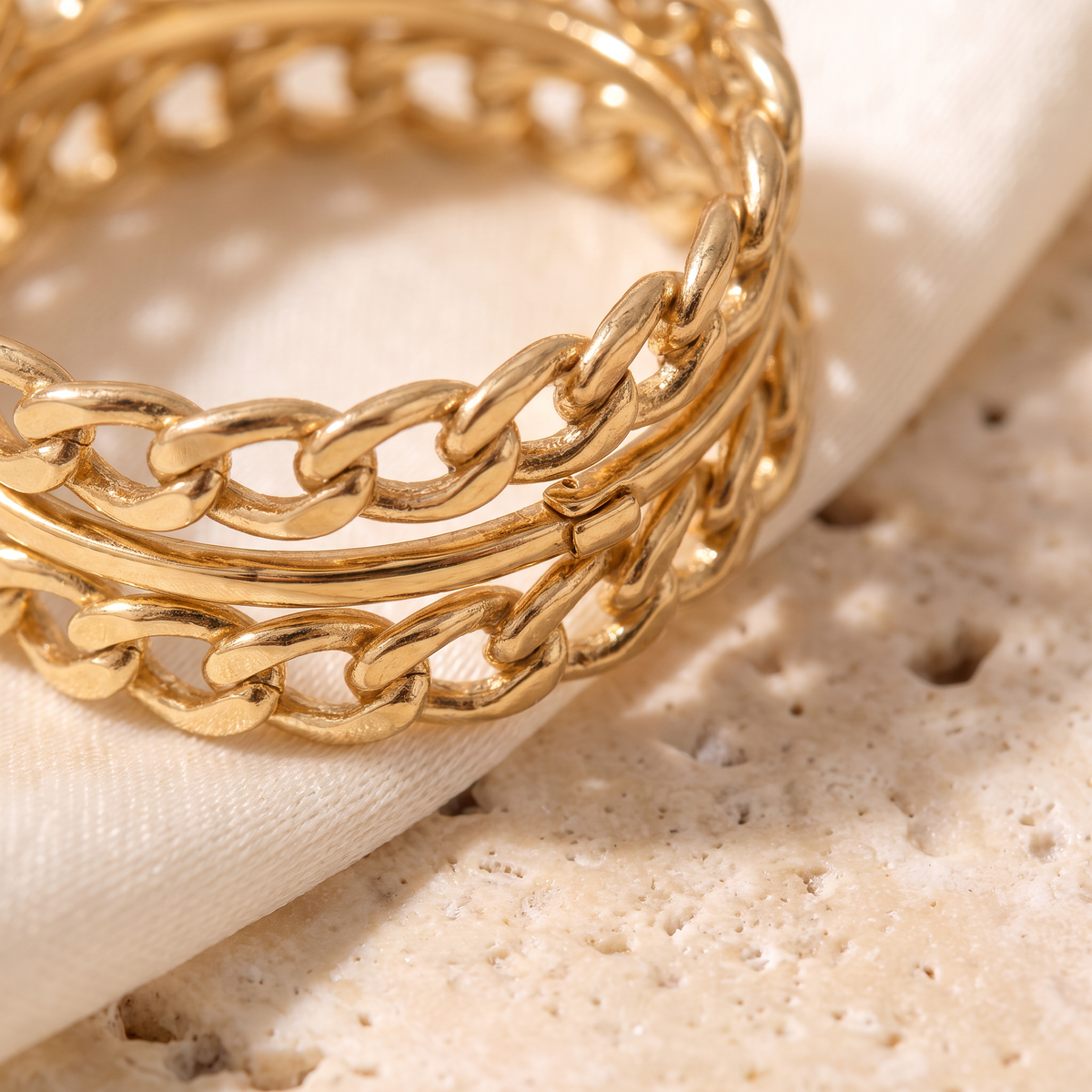 Infinito Chain Ring - detail - Rose & Giovanni