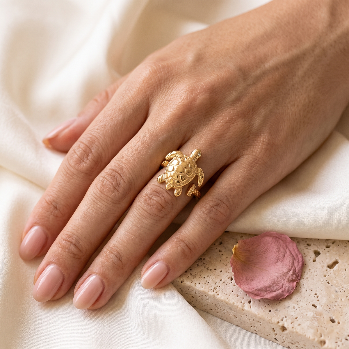 Tartaruga Sea Turtle Ring - worn - Rose & Giovanni