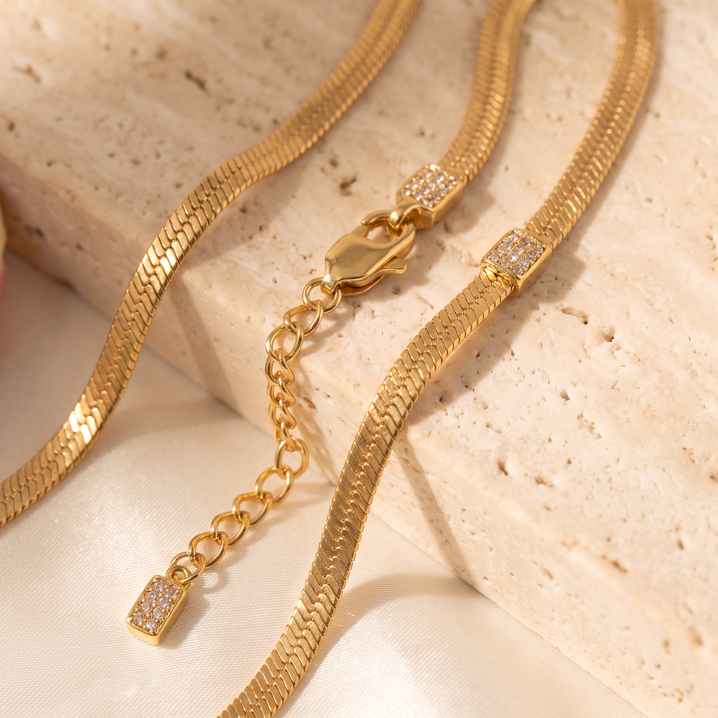 Serpentina Snake Chain Necklace - detail - Rose & Giovanni
