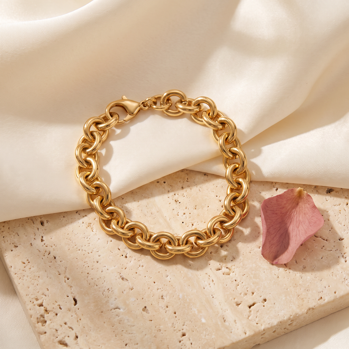 Giovanni Belcher Chain - Rose & Giovanni