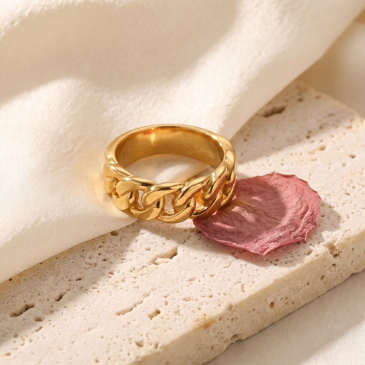 Giovanni Cuban Link Ring - Rose & Giovanni