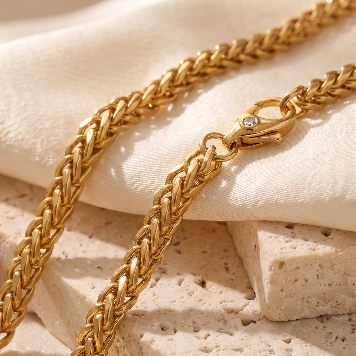 Giovanni Franco Chain - detail - Rose & Giovanni