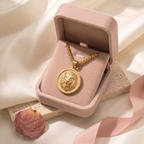 Giovanni Lion Pendant - gift box - Rose & Giovanni